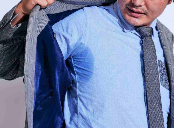 Vestiti rovinati dal sudore, la bomba segreta che li fa tornare come nuovi in un attimo, ecco come