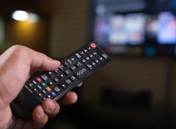 come pulire il telecomando