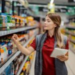 Donna supermercato