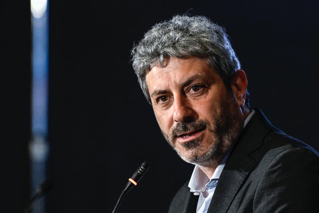 Domenica si vota, in Campania si gioca il futuro di Schlein: che fosse lei il vero obiettivo di Garofani? , nella foto Roberto Fico