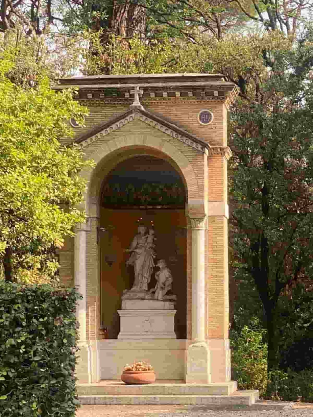 La Madonna della Guardia, sacra ai genovesi, un Papa la portò nei giardini vaticani: emozionante sorpresa