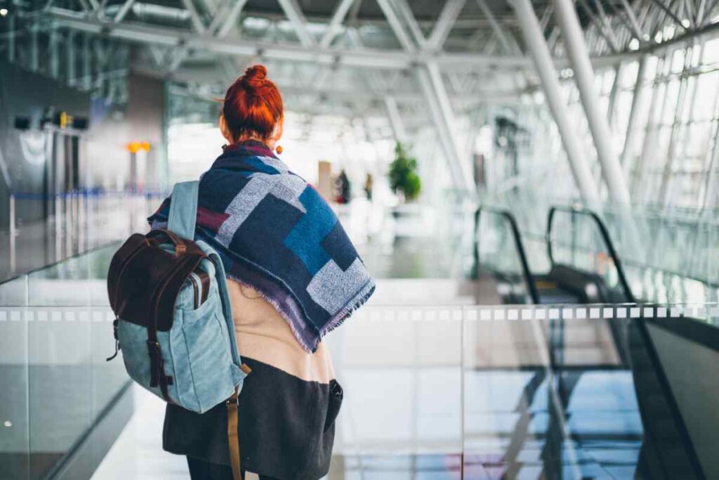 Passeggera aeroporto