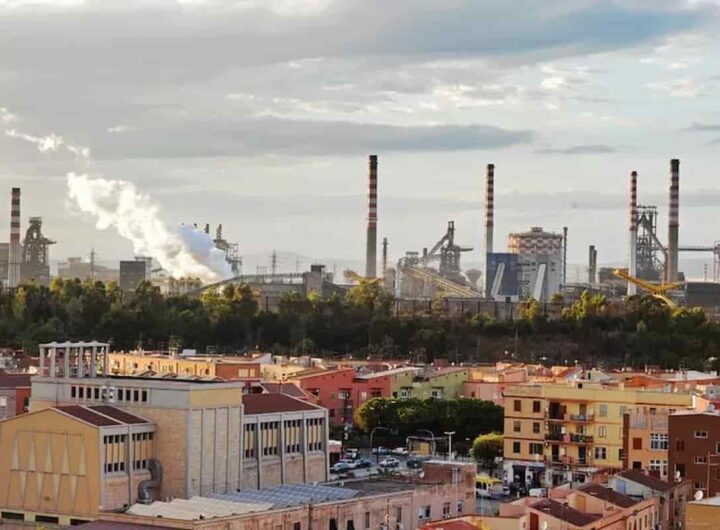 La Grande Genova compie 100 anni e li dimostra: analisi di una decrescita (infelice?) e delle tante incognite