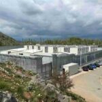 Albania, il traghetto è pronto, l’Europa apre i cancelli all’Italia di Giorgia Meloni, che botta per Schlein, nella foto Il centro in Albania