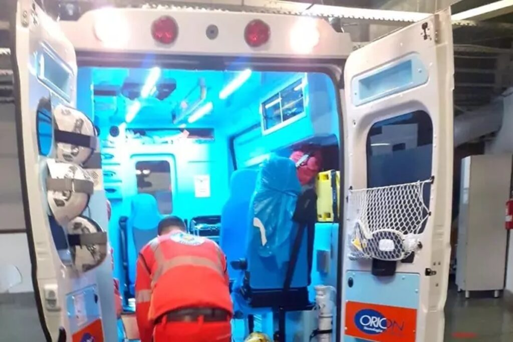 Un'ambulanza
