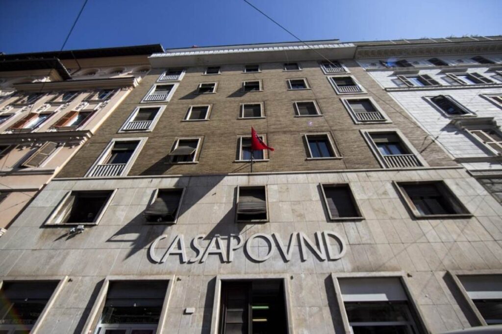 palazzo casapound roma