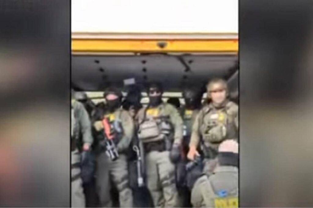 Il furgone noleggiato dalla polizia di frontiera Usa