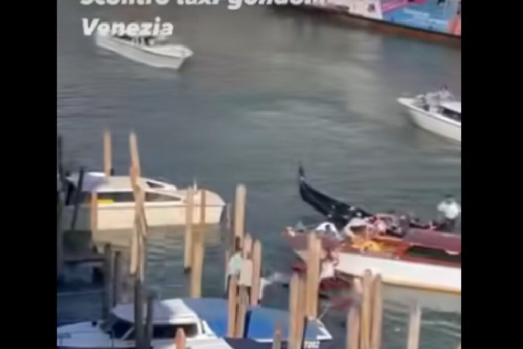 gondola scontro taxi