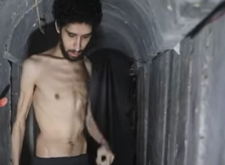 Uno dei prigionieri di Hamas ridotto carne e ossa