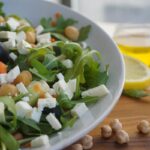 insalata con ceci e feta