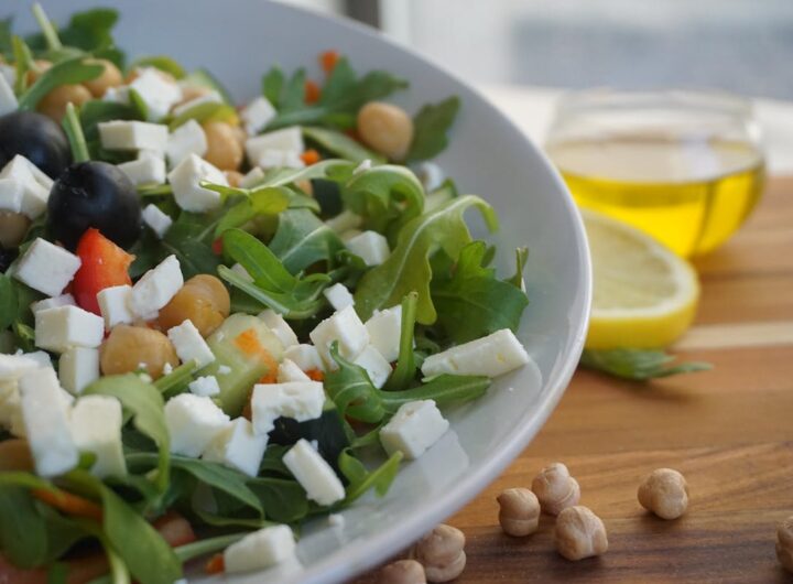 insalata con ceci e feta