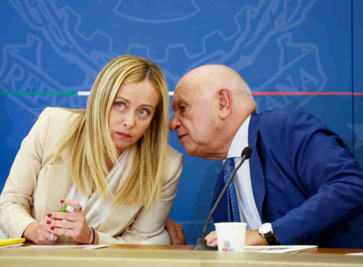 per i giovani uccisi per errore, nella foto Meloni e Nordio