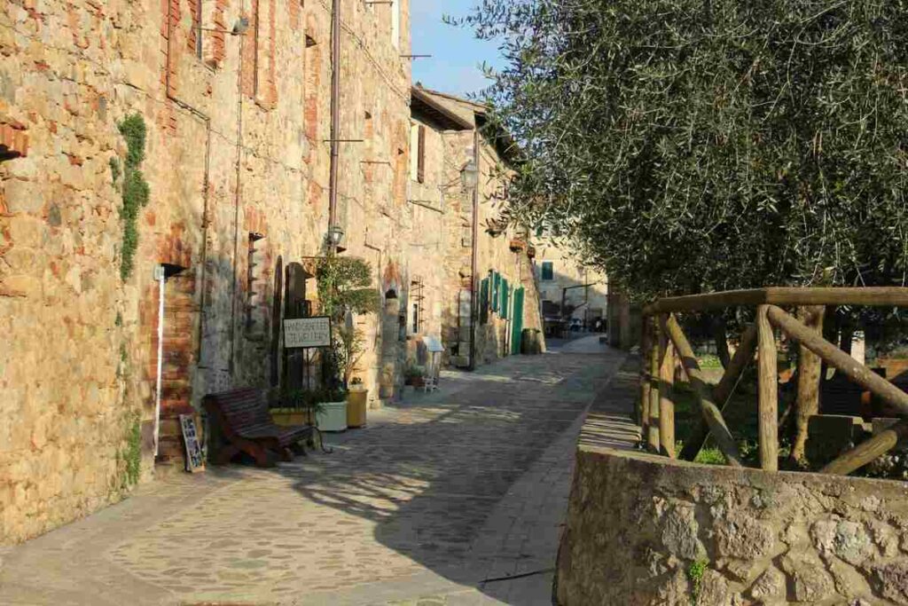 uno scorcio di Monteriggioni