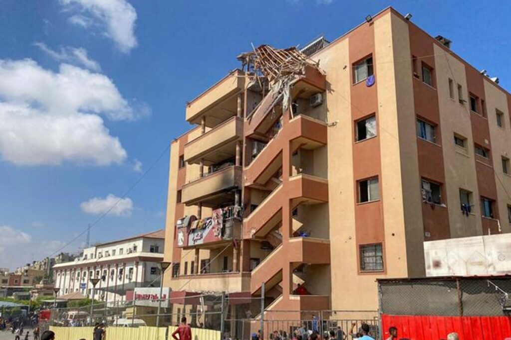 Un ospedale colpito da un drone israeliano