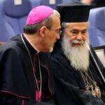 il cardinale pizzaballa e il patriarca teofilo III