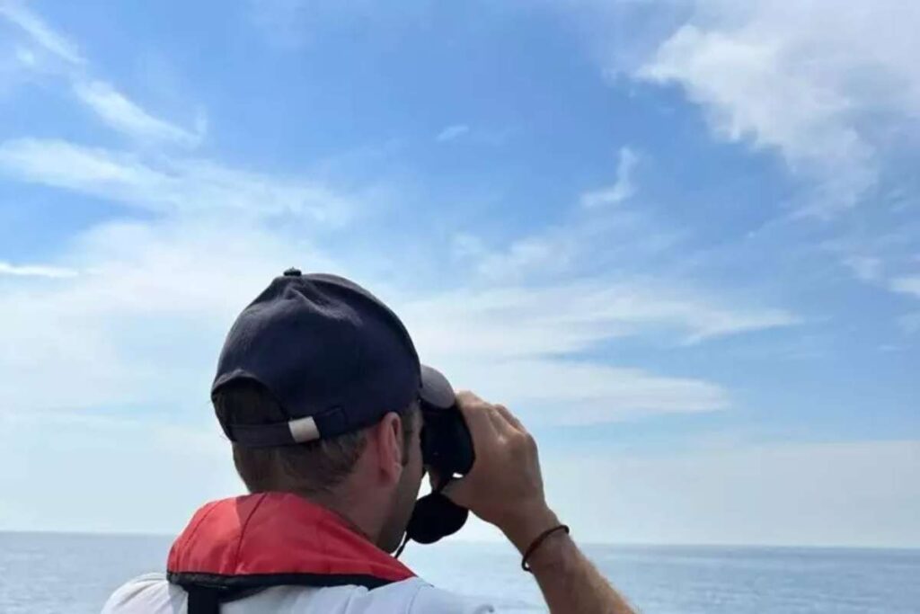 Operatore Guardia costiera in mare