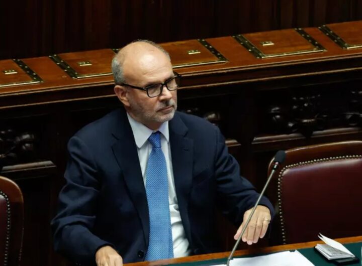 Non c’è posto per i non vax al Ministero della Salute, Gasparri plaude, Schillaci: basta coop e gettonisti, nella foto orazio schillaci