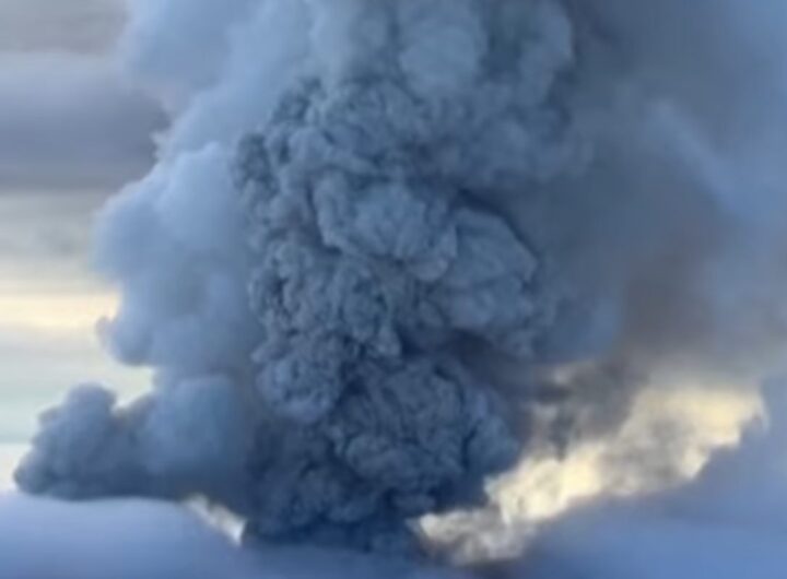 Vulcano Krasheninnikov si risveglia dopo centinaia di anni