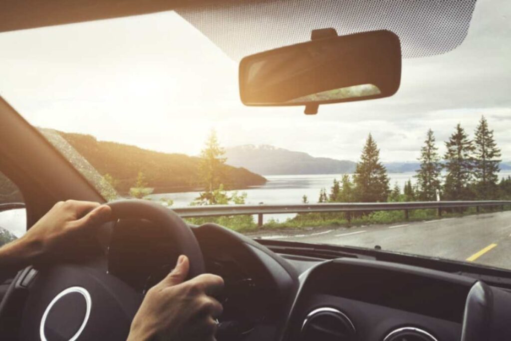 Questo borgo, che sorge a metà strada tra Ferrara e le Valli di Comacchio, offre un’esperienza unica, sospesa tra geometria rigorosa