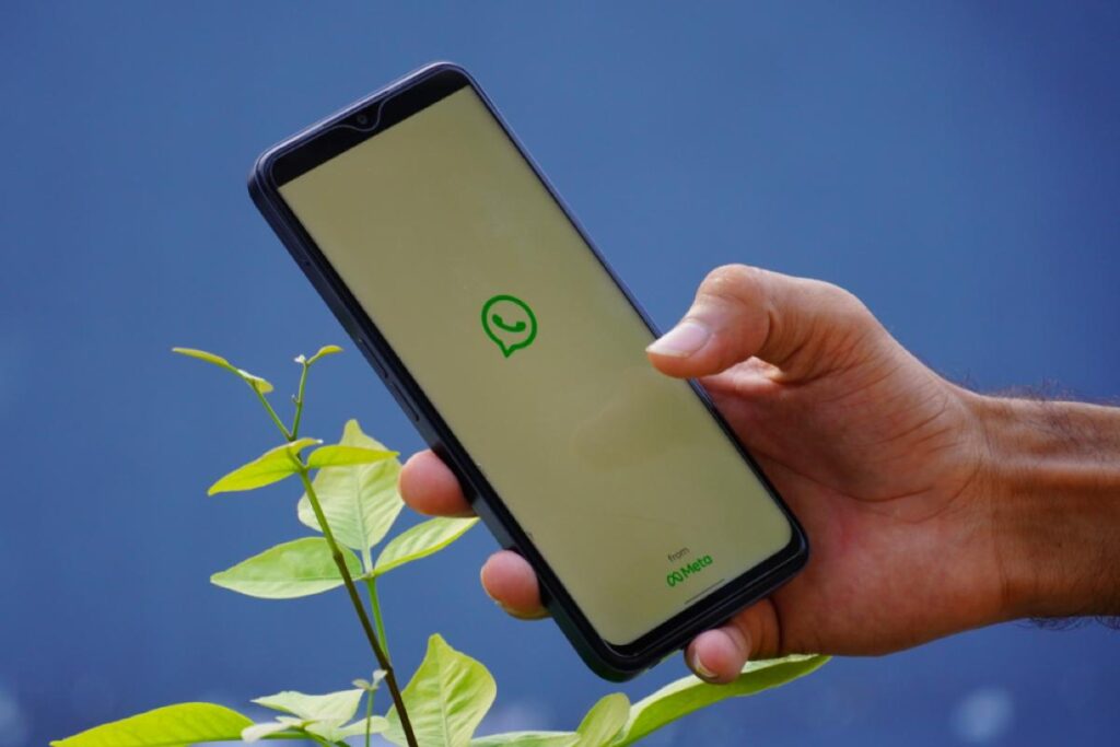 Questa innovazione consente di leggere conversazioni in lingue diverse da quella dell’utente in modo semplice e immediato