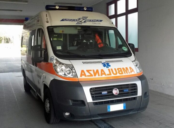 Un'ambulanza