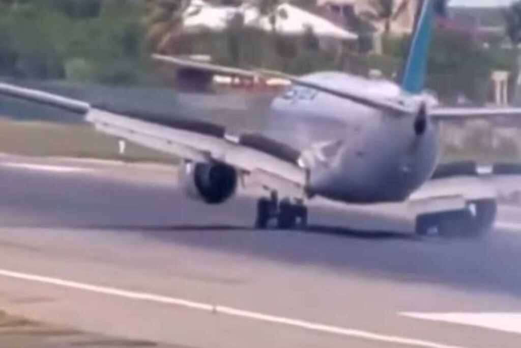 Atterraggio da brividi a Sint Maarten