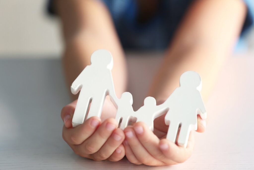 Fino a 12 mila euro per l'adozione