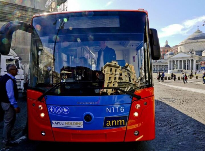 bus a napoli