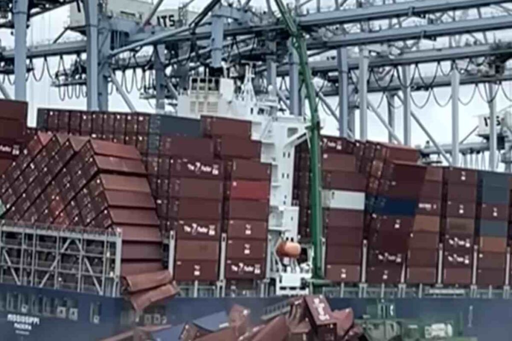 oltre 60 container cadono in mare in California