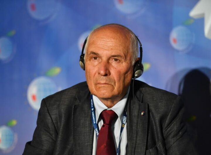 Il generale Camporini