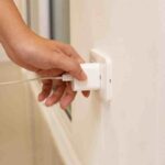 Caricabatterie sempre attaccato, l’errore che fanno tutti, i dettagli