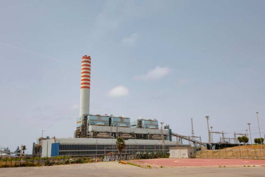 Una centrale a carbone
