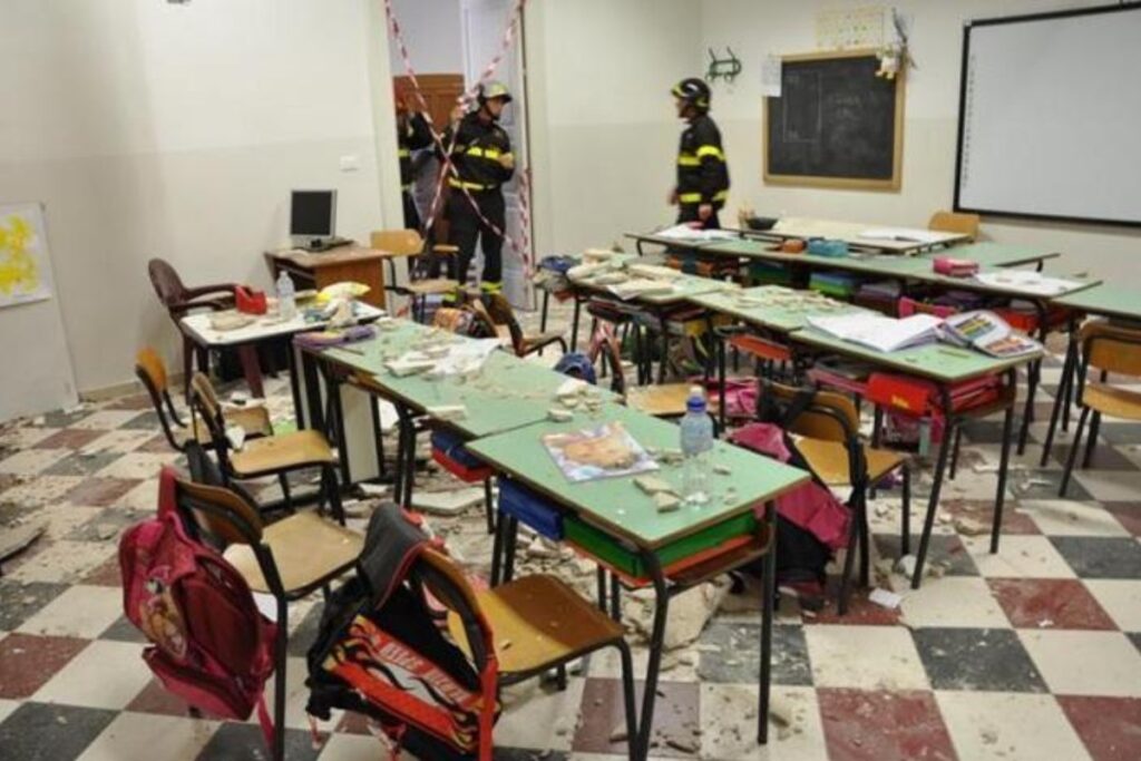 calcinacci in una scuola
