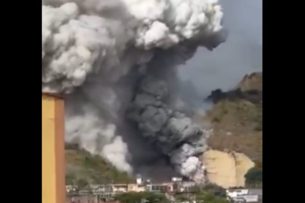 esplosione Pianura napoli