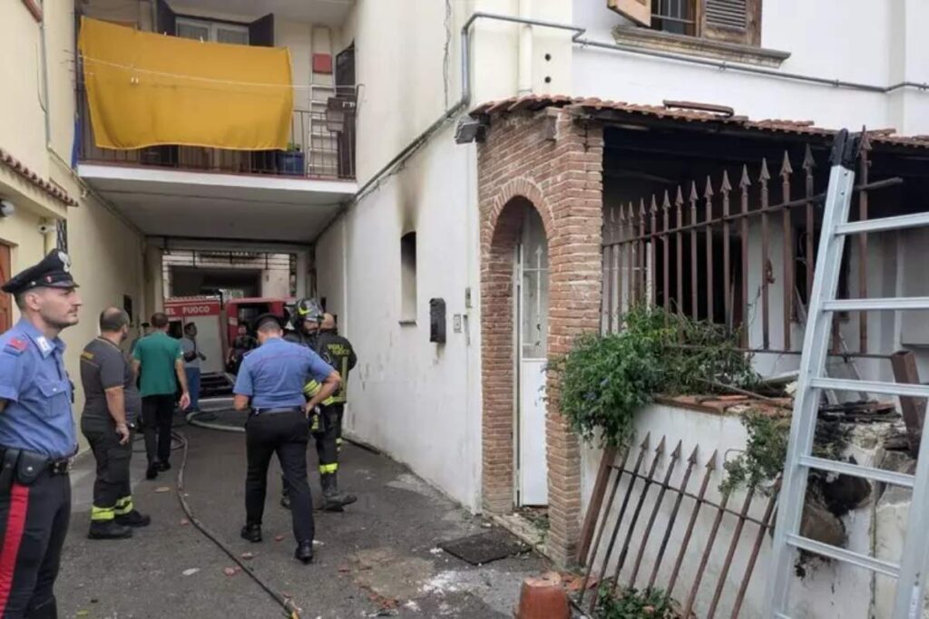 carabinieri s meta sorrento per esplosione gas