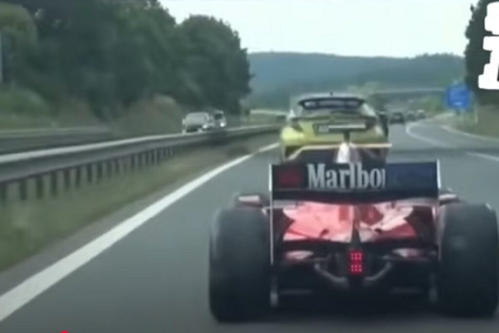 la Ferrari fermata in Repubblica Ceca