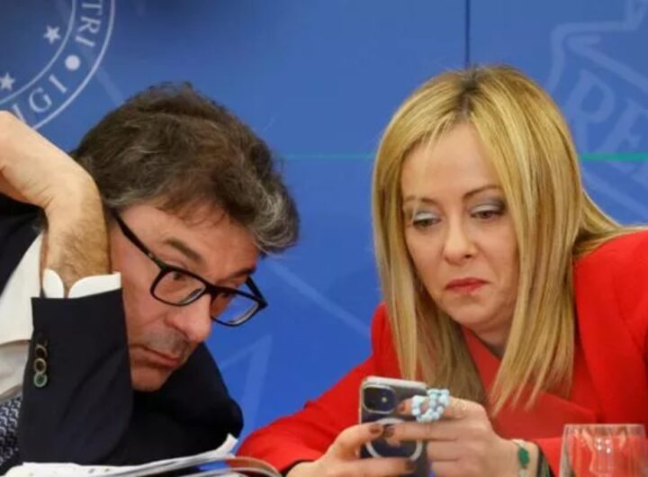 Italia in salute promossa da Fitch, gioia comune ma le Regionali impongono il niet Nella foto giorgetti e meloni