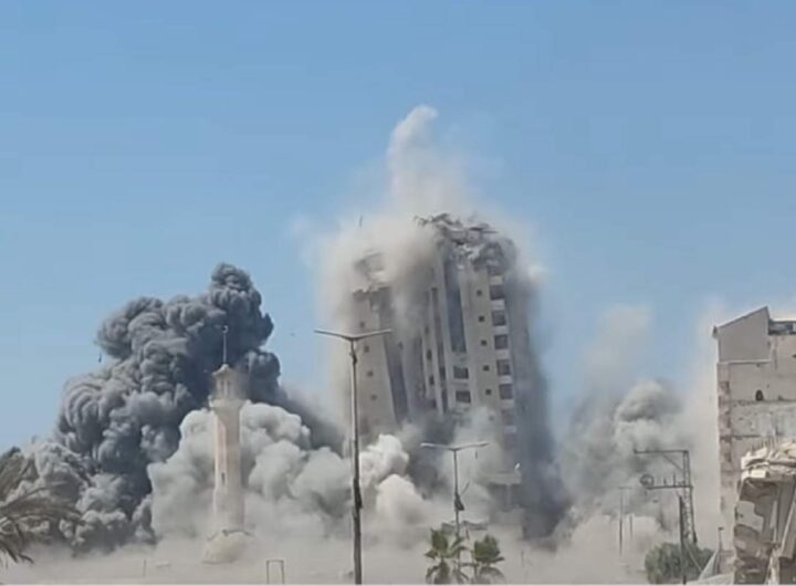 Il grattacielo di Gaza che va giù