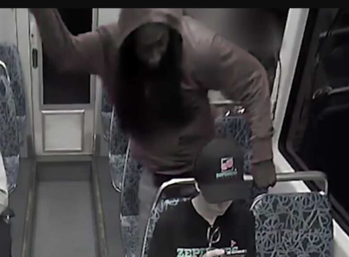 Senzatetto accoltella ragazza