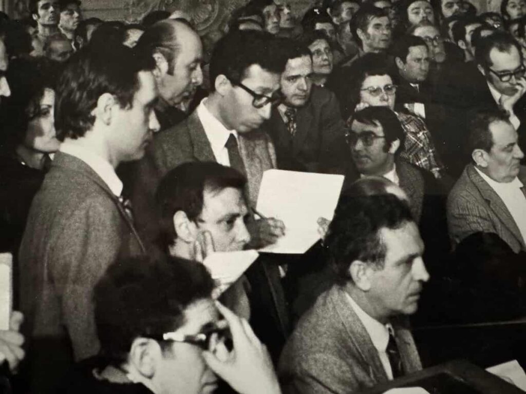 Nove anni all’Ansa: dominava Sergio Lepri, le profezie di Fusaroli fra grandi fatti di cronaca, nella foto un processo a Genova