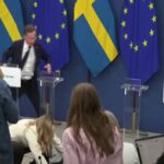 Ministra della Salute svedese sviene in conferenza stampa