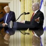 Le bugie di Trump hanno le gambe cortissime, in Ucraina e Gaza il momento della verità, analisi e retroscena. Che fine si prepara per l’Ucraina? Di Trump e Putin c’è poco da fidarsi, i precedenti di Stalin Ucraina, dai retroscena del pranzo fra Trump e Zelenskyy un’ombra sinistra sulle reali intenzioni di Putin Trump ha esortato Zelensky ad accettare le condizioni di Putin o ad essere “distrutto” dalla Russia Gli europei si precipitano in difesa di Volodymyr Zelenskyy dopo il teso incontro con Donald Trump Trump ci sa fare, al guinzaglio di Putin illude gli ucraini e con la Meloni dà i punti a Landini Ci sono speranze di pace per Gaza e la Palestina? Il pessimismo domina, quadro allarmante A Gaza regna il pessimismo, la gente non crede al piano di Trump: “Le cose torneranno come prima o anche peggio” La violenza di questo fine settimana a Gaza dimostra quanto sia fragile il cessate il fuoco La serie di violenze di domenica è stata di breve durata, ma gli analisti prevedono ulteriori tensioni tra Israele e i militanti palestinesi, che metteranno a dura prova la tregua “Massiccia ondata” di attacchi di Israele a Gaza, scambio di accuse, tregua a rischio Hamas: “Manteniamo il controllo di Gaza, non disarmiamo ora” A Gaza la tregua è appesa a un filo, Trump “No King” ha altro (Putin?) in testa: un quadro desolante L’EDICOLA, Il Corriere: “Gaza, tregua appesa a un filo”. La Stampa: “Gaza, la pace è già in bilico”. Il Fatto: “Netanyahu infrange la tregua accusando Hamas di violarla” In Ucraina fine (forse) delle bombe, a Gaza (per ora) bombardamenti sospesi, in Italia bombe ai giornalisti Bufera su Trump. Cortei “No Kings” in tutto il Paese. Vacilla il piano di pace del tycoon per Gaza La lezione di Trump: i regimi repressivi nascono dagli errori delle democrazie Usa-Colombia, Trump attacca il presidente Petro: “È un narcos. Niente più aiuti” Scarafaggi spia e robot AI: la Germania progetta il futuro della guerra, rilancia l’industria e l’Italia gode Il Governo Meloni sul podio degli esecutivi più longevi della storia Cascata d’oro per l’Italia, riserve a 300 miliardi: Paperoni? Con debiti a 3000 miliardi? Legge di Bilancio, Giorgia Meloni: “Abbiamo fatto quello che era possibile fare con le risorse a disposizione” Via libera alla manovra da 18,7 miliardi. Le scelte del governo criticate dalle opposizioni. Il severo monito di Mattarella Meloni lascia la conferenza stampa e poi si avvicina a Giorgetti: “In bocca al lupo” VIDEO Sigarette più care nel 2026: ecco di quanto aumenteranno i prezzi. Rincari anche per quelle elettroniche Rincari in arrivo per le sigarette, l’annuncio del ministro Giorgetti. Ecco di quanto e da quando Giorgia Meloni in fake news inglese, Reuters sgama, segno della sua notorietà internazionale Donald Trump e il video su Giorgia Meloni: “L’Italia ignorerà le regole commerciali UE e diminuirà il supporto all’Ucraina”. Il presidente USA: “Ottima mossa”. Tajani smentisce: “L’Italia lavora con l’Unione europea” Palazzo Chigi smentisce video di Trump: “Trattative sui dazi guidate dalla Commissione” Flavio Gaggero, guida di Beppe Grillo, dentista degli “ultimi”, è morto Genova, ai funerali l’amico Renzo Piano Chiara Appendino si è dimessa da vice presidente del M5S Calenda: “Tra Meloni e Schlein battibecchi insopportabili. Non sanno che altro dire” Duetto Schlein-Meloni, siamo “ai materassi” mentre M5S si sfascia e il Pd ribolle Schlein-Meloni, botta e risposta. La leader Pd: “Libertà a rischio quando governa l’estrema destra”. La premier: “Puro delirio” Gasparri contro i titani della rete: Amazon e Facebook non pagano tasse e Trump li protegge Liberi dalle droghe, liberi dalle paure, convegno in corso al Senato su iniziativa del senatore Gasparri Donne d’Impresa: Ginevra Cerrina Feroni, Vice Presidente del Garante della privacy, sui rischi per le famiglie Mistero Orlandi: fine (anche) della “pista inglese” anche la Commissione parlamentare dice basta Cosa è successo nei 7 minuti della rapina al Louvre: dal travestimento da operai alla fuga in scooter Colpo grosso al Louvre, povero Macron: come hanno fatto i 4 ladri, nella fuga in scooter, perso un pezzo Giappone, strada spianata a Sanae Takaichi: futura prima donna premier Iran, il video del matrimonio della figlia del consigliere di Khamenei: ampia scollatura, lusso e niente hijab Dio esiste: un libro spiega, come Paolo: “Dio è di tutte le religioni” e lo scopritore del big bang ne conviene La Sindone è autentica? Fu rubata dai crociati francesi, la tovaglia sull’altare lo conferma, nuovi studi Genova da 5 anni ha un “Frate Vescovo”: in un libro la sua vita e il catechismo di Papa Francesco Gesù disse e Paolo rilancia: Non giudicate e non sarete giudicati; non condannate e non sarete condannati Che tempo farà nei prossimi giorni? In arrivo la perturbazione atlantica con piogge intense Le notizie del giorno, autista pullman ucciso da tifosi del Rieti basket. Von der Leyen: “Tasse sull’elettricità troppe alte nell’Ue” Sassi contro il pullman dei tifosi del Pistoia basket, morto l’autista: seguiti per chilometri prima dell’agguato Le notizie del giorno, assalto a bus: in una chat elementi su spedizione punitiva. Gatto nero ucciso con una pistola ad aria compressa da un ragazzino. “Il pallino entrato in testa” “Mi voglio suicidare”, 47enne mostra la corda su Tiktotk. Un prete se ne accorge, gli manda i carabinieri e lo salva Il video della power bank che prende fuoco durante il volo: paura tra i passeggeri e atterraggio di emergenza Muore carbonizzata insieme al suo cagnolino a causa di un incendio, indagini in corso Il video dell’aereo cargo uscito fuori pista in fase d’atterraggio a Hong Kong Usa, il video del crollo di un gigantesco silos di grano: persone in fuga e abitazioni senza corrente Il meglio del peggio, dal tipo che si è finto cieco per 50 anni al Salvini che chiede la cittadinanza onoraria di Firenze per Oriana Fallaci. Ecco le 10 notizie più folli della settimana Google ti spia attraverso Gmail: ecco come bloccare l’intelligenza artificiale e proteggere i tuoi dati I migliori hotel d’Italia: ecco le 13 strutture premiate con Tre Chiavi Michelin Shock anafilattico, addio all’ago: in arrivo in Italia lo spray nasale salvavita entro il 2026 Taylor Swift dietro le quinte, in una nuova serie in sei parti su Disney, le date e il trailer Il principe William e Kate, nuove rivelazioni e segreti del futuro re d’Inghilterra Dick Van Dyke, 99 anni, festeggia il compleanno della moglie di 45 anni più giovane cantando “Happy birthday” Muore a 56 anni dopo un intervento estetico a Istanbul: 20 giorni di agonia per Milena Mancini. Probabile lesione allo stomaco Il genio del giorno, l’uomo che guidava con la patente scaduta da 20 anni perché “non aveva avuto tempo di rinnovarla” Allarme dalla comunità medica, la nuova nota dell’Aifa cambia tutto: riguarda le terapie anticoagulanti Attenzione agli scontrini emessi al Bancomat, ecco il trucco usato per svuotare il conto La lettera con cui Filippo Turetta rinuncia all’Appello: “Mi pento ogni giorno di ciò che ho fatto, accetto l’ergastolo” Milano, migliaia di persone presenti alla fiaccolata in memoria di Pamela Genini: “Per lei e per tutte” Pamela Genini e il referto ignorato del 2024 dove temeva che Gianluca Soncin potesse ucciderla Pamela Genini poteva denunciare Gianluca Soncin. Che ha pianificato tutto: le doppie chiavi, due coltelli… I genitori di Chiara Petrolini: “Non ci siamo mai accorti della gravidanza” Fa partecipare la figlia di 12 anni ad un intervento al cranio, a processo neurochirurga Morte di Isak Andic, il fondatore di Mango: indagato per omicidio il figlio Jonathan Chiusa per frana strada provinciale, a 9 anni deve percorrere 100 km per andare a scuola Non si accorgono di un tumore al colon, dopo un anno e mezzo muore: ai familiari maxi risarcimento L’Ue salva gli spaghetti alle vongole, l’Italia vince la battaglia della pesca sotto taglia Chiuso il Seaquarium di Miami, il parco acquatico che fu prigione dell’orca Lolita Caso Almasri, la Corte penale internazionale bacchetta il governo: “Non ha rispettato i suoi obblighi” Giovane ucciso con una coltellata in un parcheggio dell’università di Perugia Attentato a Ranucci: il giornalista spiato, l’uomo incappucciato in fuga e l’auto rubata vicino casa Ranucci: “La bomba non è stata l’unica minaccia. Potevano ammazzare mia figlia” Non si ferma all’alt e tenta di investire carabiniere con la moto, arrestato 45enne Pedara, 87enne trovato mummificato in casa. Di lui non si avevano notizie da anni Strage dei carabinieri, folla a Padova per i funerali. Mattarella commosso. L’arcivescovo: “Hanno servito la Patria con amore” Gli Oscar della domenica sportiva: Sinner, Aprilia, Paola Egonu, Valentino Rossi e Max Vers tappen Al via a Giacarta i mondiali di ginnastica artistica. La nazionale italiana pronta a stupire. Bandito Israele dall’Indonesia Supercoppa storica, il volley Milano ha battuto a Trieste il tabù Conegliano(3-2), Paola Egonu stellare Torna da martedì la Champions, terza giornata. In casa Napoli, Inter, Atalanta. La Juventus in trasferta a Madrid Trionfo del Kenya alla mezza maratona di Roma, 22 mila partecipanti da tutto il mondo A Raul Fernandez il MotoGP Australia con l’Aprilia, sul podio anche Di Gianantonio e Bezzecchi, disastro Bagnaia Sinner, sultano d’Arabia e Re di denari: a Riad ha battuto Alcaraz nella finale della Six Kings Slam Cup Coppa Davis, Jannik Sinner rinuncia alle Finals di Bologna L’oroscopo del 21 ottobre segno per segno: amore, soldi, fortuna e lavoro, nella foto netanyahu e trump