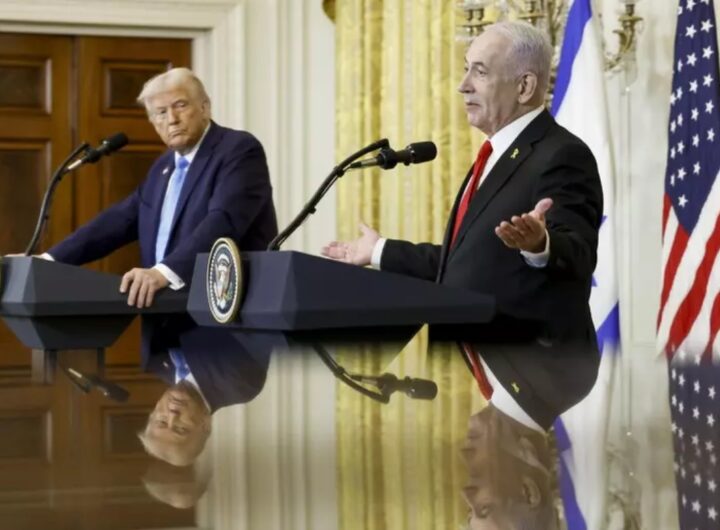 Le bugie di Trump hanno le gambe cortissime, in Ucraina e Gaza il momento della verità, analisi e retroscena. Che fine si prepara per l’Ucraina? Di Trump e Putin c’è poco da fidarsi, i precedenti di Stalin Ucraina, dai retroscena del pranzo fra Trump e Zelenskyy un’ombra sinistra sulle reali intenzioni di Putin Trump ha esortato Zelensky ad accettare le condizioni di Putin o ad essere “distrutto” dalla Russia Gli europei si precipitano in difesa di Volodymyr Zelenskyy dopo il teso incontro con Donald Trump Trump ci sa fare, al guinzaglio di Putin illude gli ucraini e con la Meloni dà i punti a Landini Ci sono speranze di pace per Gaza e la Palestina? Il pessimismo domina, quadro allarmante A Gaza regna il pessimismo, la gente non crede al piano di Trump: “Le cose torneranno come prima o anche peggio” La violenza di questo fine settimana a Gaza dimostra quanto sia fragile il cessate il fuoco La serie di violenze di domenica è stata di breve durata, ma gli analisti prevedono ulteriori tensioni tra Israele e i militanti palestinesi, che metteranno a dura prova la tregua “Massiccia ondata” di attacchi di Israele a Gaza, scambio di accuse, tregua a rischio Hamas: “Manteniamo il controllo di Gaza, non disarmiamo ora” A Gaza la tregua è appesa a un filo, Trump “No King” ha altro (Putin?) in testa: un quadro desolante L’EDICOLA, Il Corriere: “Gaza, tregua appesa a un filo”. La Stampa: “Gaza, la pace è già in bilico”. Il Fatto: “Netanyahu infrange la tregua accusando Hamas di violarla” In Ucraina fine (forse) delle bombe, a Gaza (per ora) bombardamenti sospesi, in Italia bombe ai giornalisti Bufera su Trump. Cortei “No Kings” in tutto il Paese. Vacilla il piano di pace del tycoon per Gaza La lezione di Trump: i regimi repressivi nascono dagli errori delle democrazie Usa-Colombia, Trump attacca il presidente Petro: “È un narcos. Niente più aiuti” Scarafaggi spia e robot AI: la Germania progetta il futuro della guerra, rilancia l’industria e l’Italia gode Il Governo Meloni sul podio degli esecutivi più longevi della storia Cascata d’oro per l’Italia, riserve a 300 miliardi: Paperoni? Con debiti a 3000 miliardi? Legge di Bilancio, Giorgia Meloni: “Abbiamo fatto quello che era possibile fare con le risorse a disposizione” Via libera alla manovra da 18,7 miliardi. Le scelte del governo criticate dalle opposizioni. Il severo monito di Mattarella Meloni lascia la conferenza stampa e poi si avvicina a Giorgetti: “In bocca al lupo” VIDEO Sigarette più care nel 2026: ecco di quanto aumenteranno i prezzi. Rincari anche per quelle elettroniche Rincari in arrivo per le sigarette, l’annuncio del ministro Giorgetti. Ecco di quanto e da quando Giorgia Meloni in fake news inglese, Reuters sgama, segno della sua notorietà internazionale Donald Trump e il video su Giorgia Meloni: “L’Italia ignorerà le regole commerciali UE e diminuirà il supporto all’Ucraina”. Il presidente USA: “Ottima mossa”. Tajani smentisce: “L’Italia lavora con l’Unione europea” Palazzo Chigi smentisce video di Trump: “Trattative sui dazi guidate dalla Commissione” Flavio Gaggero, guida di Beppe Grillo, dentista degli “ultimi”, è morto Genova, ai funerali l’amico Renzo Piano Chiara Appendino si è dimessa da vice presidente del M5S Calenda: “Tra Meloni e Schlein battibecchi insopportabili. Non sanno che altro dire” Duetto Schlein-Meloni, siamo “ai materassi” mentre M5S si sfascia e il Pd ribolle Schlein-Meloni, botta e risposta. La leader Pd: “Libertà a rischio quando governa l’estrema destra”. La premier: “Puro delirio” Gasparri contro i titani della rete: Amazon e Facebook non pagano tasse e Trump li protegge Liberi dalle droghe, liberi dalle paure, convegno in corso al Senato su iniziativa del senatore Gasparri Donne d’Impresa: Ginevra Cerrina Feroni, Vice Presidente del Garante della privacy, sui rischi per le famiglie Mistero Orlandi: fine (anche) della “pista inglese” anche la Commissione parlamentare dice basta Cosa è successo nei 7 minuti della rapina al Louvre: dal travestimento da operai alla fuga in scooter Colpo grosso al Louvre, povero Macron: come hanno fatto i 4 ladri, nella fuga in scooter, perso un pezzo Giappone, strada spianata a Sanae Takaichi: futura prima donna premier Iran, il video del matrimonio della figlia del consigliere di Khamenei: ampia scollatura, lusso e niente hijab Dio esiste: un libro spiega, come Paolo: “Dio è di tutte le religioni” e lo scopritore del big bang ne conviene La Sindone è autentica? Fu rubata dai crociati francesi, la tovaglia sull’altare lo conferma, nuovi studi Genova da 5 anni ha un “Frate Vescovo”: in un libro la sua vita e il catechismo di Papa Francesco Gesù disse e Paolo rilancia: Non giudicate e non sarete giudicati; non condannate e non sarete condannati Che tempo farà nei prossimi giorni? In arrivo la perturbazione atlantica con piogge intense Le notizie del giorno, autista pullman ucciso da tifosi del Rieti basket. Von der Leyen: “Tasse sull’elettricità troppe alte nell’Ue” Sassi contro il pullman dei tifosi del Pistoia basket, morto l’autista: seguiti per chilometri prima dell’agguato Le notizie del giorno, assalto a bus: in una chat elementi su spedizione punitiva. Gatto nero ucciso con una pistola ad aria compressa da un ragazzino. “Il pallino entrato in testa” “Mi voglio suicidare”, 47enne mostra la corda su Tiktotk. Un prete se ne accorge, gli manda i carabinieri e lo salva Il video della power bank che prende fuoco durante il volo: paura tra i passeggeri e atterraggio di emergenza Muore carbonizzata insieme al suo cagnolino a causa di un incendio, indagini in corso Il video dell’aereo cargo uscito fuori pista in fase d’atterraggio a Hong Kong Usa, il video del crollo di un gigantesco silos di grano: persone in fuga e abitazioni senza corrente Il meglio del peggio, dal tipo che si è finto cieco per 50 anni al Salvini che chiede la cittadinanza onoraria di Firenze per Oriana Fallaci. Ecco le 10 notizie più folli della settimana Google ti spia attraverso Gmail: ecco come bloccare l’intelligenza artificiale e proteggere i tuoi dati I migliori hotel d’Italia: ecco le 13 strutture premiate con Tre Chiavi Michelin Shock anafilattico, addio all’ago: in arrivo in Italia lo spray nasale salvavita entro il 2026 Taylor Swift dietro le quinte, in una nuova serie in sei parti su Disney, le date e il trailer Il principe William e Kate, nuove rivelazioni e segreti del futuro re d’Inghilterra Dick Van Dyke, 99 anni, festeggia il compleanno della moglie di 45 anni più giovane cantando “Happy birthday” Muore a 56 anni dopo un intervento estetico a Istanbul: 20 giorni di agonia per Milena Mancini. Probabile lesione allo stomaco Il genio del giorno, l’uomo che guidava con la patente scaduta da 20 anni perché “non aveva avuto tempo di rinnovarla” Allarme dalla comunità medica, la nuova nota dell’Aifa cambia tutto: riguarda le terapie anticoagulanti Attenzione agli scontrini emessi al Bancomat, ecco il trucco usato per svuotare il conto La lettera con cui Filippo Turetta rinuncia all’Appello: “Mi pento ogni giorno di ciò che ho fatto, accetto l’ergastolo” Milano, migliaia di persone presenti alla fiaccolata in memoria di Pamela Genini: “Per lei e per tutte” Pamela Genini e il referto ignorato del 2024 dove temeva che Gianluca Soncin potesse ucciderla Pamela Genini poteva denunciare Gianluca Soncin. Che ha pianificato tutto: le doppie chiavi, due coltelli… I genitori di Chiara Petrolini: “Non ci siamo mai accorti della gravidanza” Fa partecipare la figlia di 12 anni ad un intervento al cranio, a processo neurochirurga Morte di Isak Andic, il fondatore di Mango: indagato per omicidio il figlio Jonathan Chiusa per frana strada provinciale, a 9 anni deve percorrere 100 km per andare a scuola Non si accorgono di un tumore al colon, dopo un anno e mezzo muore: ai familiari maxi risarcimento L’Ue salva gli spaghetti alle vongole, l’Italia vince la battaglia della pesca sotto taglia Chiuso il Seaquarium di Miami, il parco acquatico che fu prigione dell’orca Lolita Caso Almasri, la Corte penale internazionale bacchetta il governo: “Non ha rispettato i suoi obblighi” Giovane ucciso con una coltellata in un parcheggio dell’università di Perugia Attentato a Ranucci: il giornalista spiato, l’uomo incappucciato in fuga e l’auto rubata vicino casa Ranucci: “La bomba non è stata l’unica minaccia. Potevano ammazzare mia figlia” Non si ferma all’alt e tenta di investire carabiniere con la moto, arrestato 45enne Pedara, 87enne trovato mummificato in casa. Di lui non si avevano notizie da anni Strage dei carabinieri, folla a Padova per i funerali. Mattarella commosso. L’arcivescovo: “Hanno servito la Patria con amore” Gli Oscar della domenica sportiva: Sinner, Aprilia, Paola Egonu, Valentino Rossi e Max Vers tappen Al via a Giacarta i mondiali di ginnastica artistica. La nazionale italiana pronta a stupire. Bandito Israele dall’Indonesia Supercoppa storica, il volley Milano ha battuto a Trieste il tabù Conegliano(3-2), Paola Egonu stellare Torna da martedì la Champions, terza giornata. In casa Napoli, Inter, Atalanta. La Juventus in trasferta a Madrid Trionfo del Kenya alla mezza maratona di Roma, 22 mila partecipanti da tutto il mondo A Raul Fernandez il MotoGP Australia con l’Aprilia, sul podio anche Di Gianantonio e Bezzecchi, disastro Bagnaia Sinner, sultano d’Arabia e Re di denari: a Riad ha battuto Alcaraz nella finale della Six Kings Slam Cup Coppa Davis, Jannik Sinner rinuncia alle Finals di Bologna L’oroscopo del 21 ottobre segno per segno: amore, soldi, fortuna e lavoro, nella foto netanyahu e trump