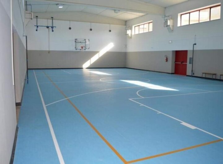 una palestra scolastica