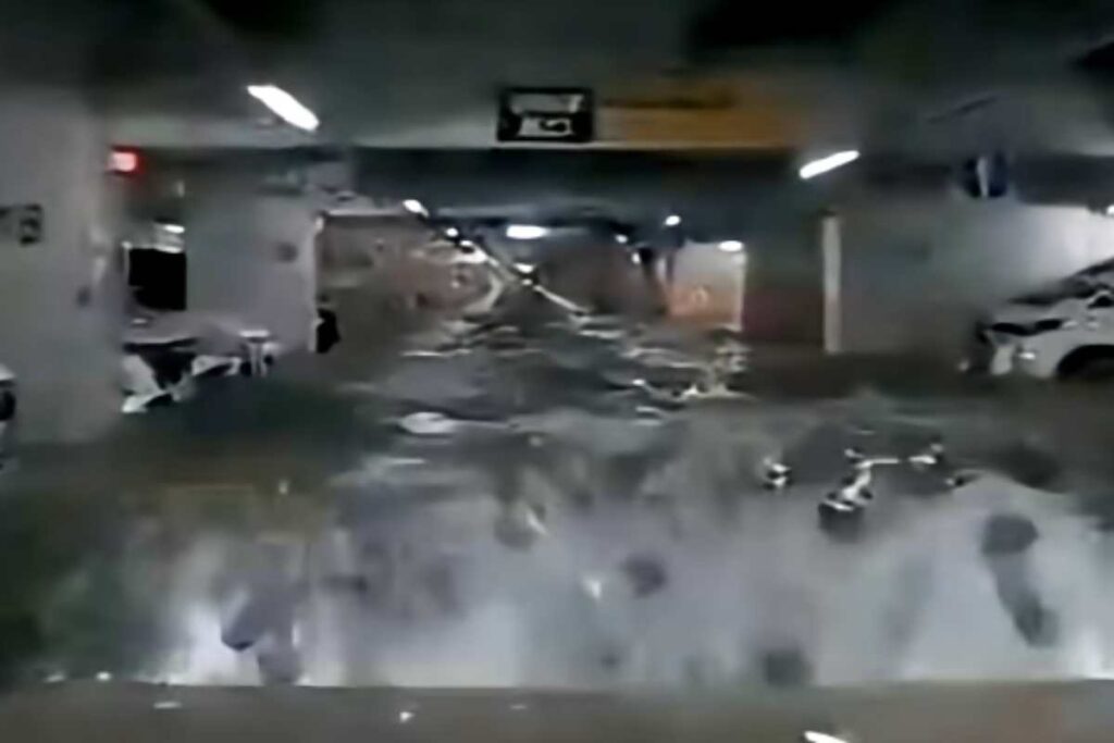 Parcheggio sotterraneo allagato