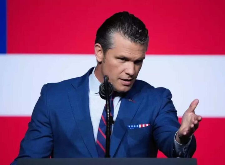 Il capo del Pentagono Pete Hegset