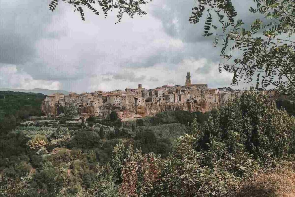 uno scorcio di Pitigliano in Toscana