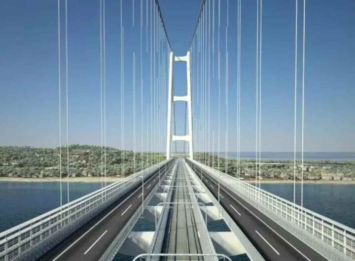 La barzelletta del Ponte di Messina: se ne parla da 60 anni, doveva essere pronto nel 1977 e costare 170 milioni, nella foto Il Ponte di Messina