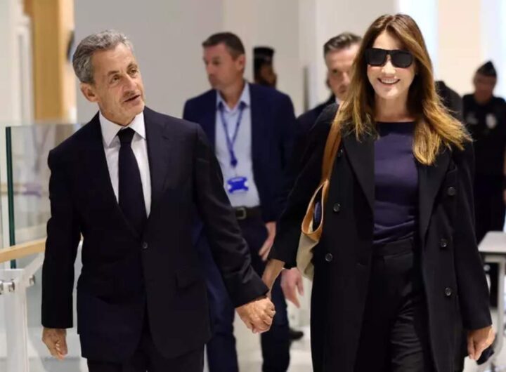 Flotilla tiene il mondo in ansia, vogliono la prova di forza, Netanyahu parla all’Onu e la gente se ne va, nella foto sarcozy e carla bruni