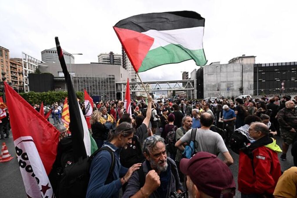 Odio veleno della politica, le Regionali premono, anche la Flotilla serve a farsi conoscere , nella foto Lo sciopero per Gaza